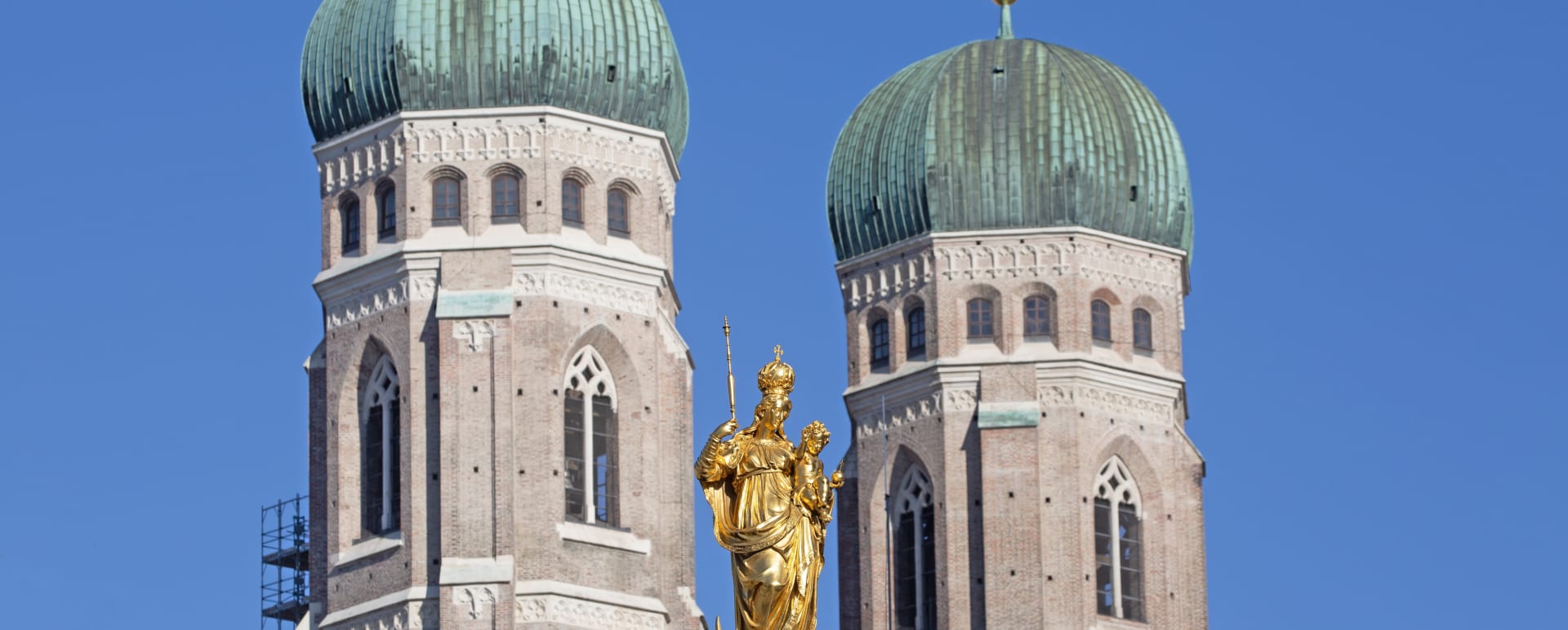 Munich 2 towers 