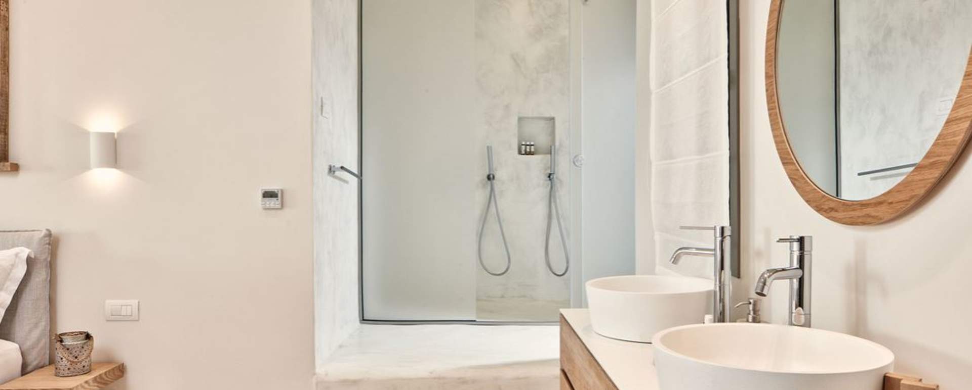 18 Grapes - Grand Seaview Superior Room Bathroom 