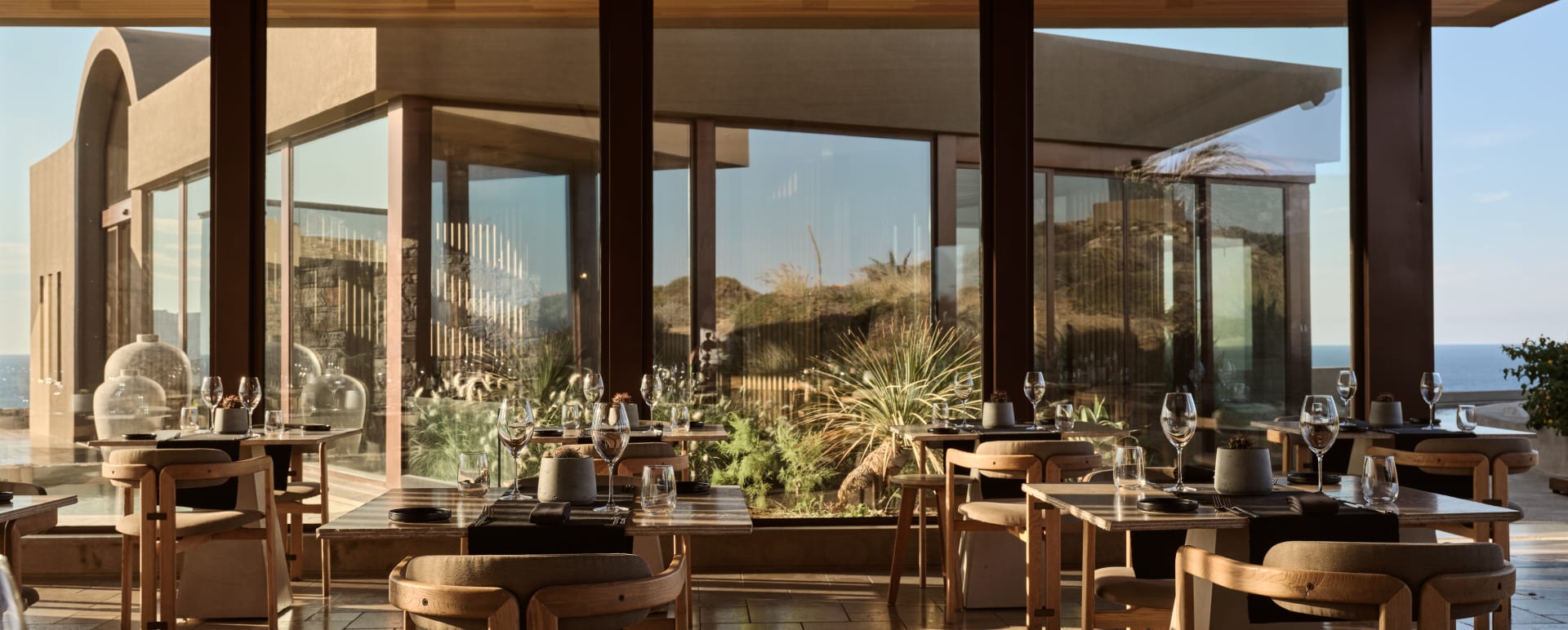 Cremnos Restaurant 