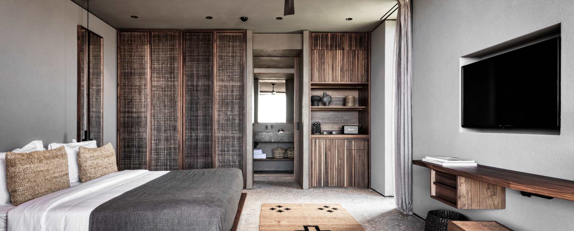 Tropical Bungalow 