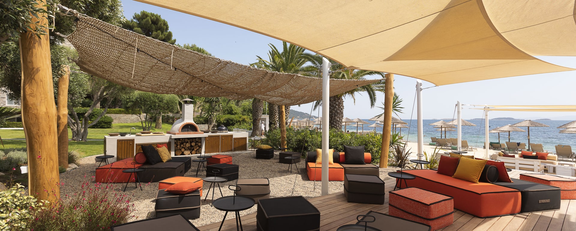 Ammos Beach Bar 