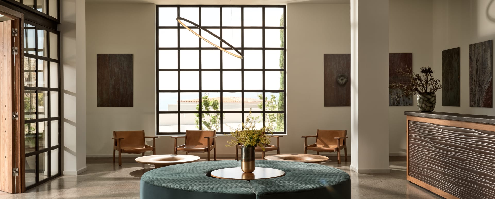 Reception area 