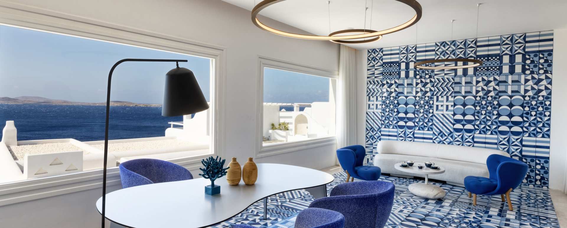 VIP Lounge 