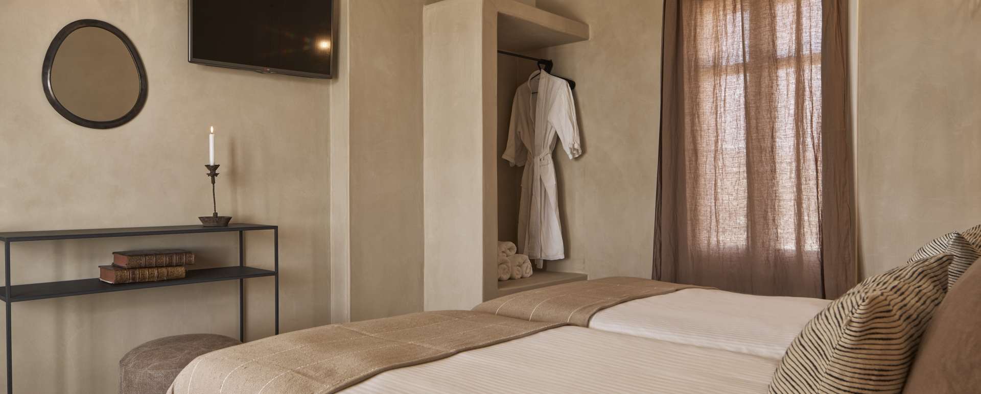 Villa bedroom 