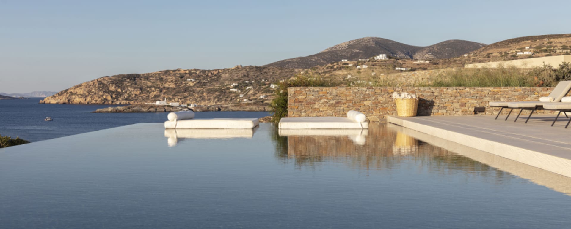 Infinity Pool 