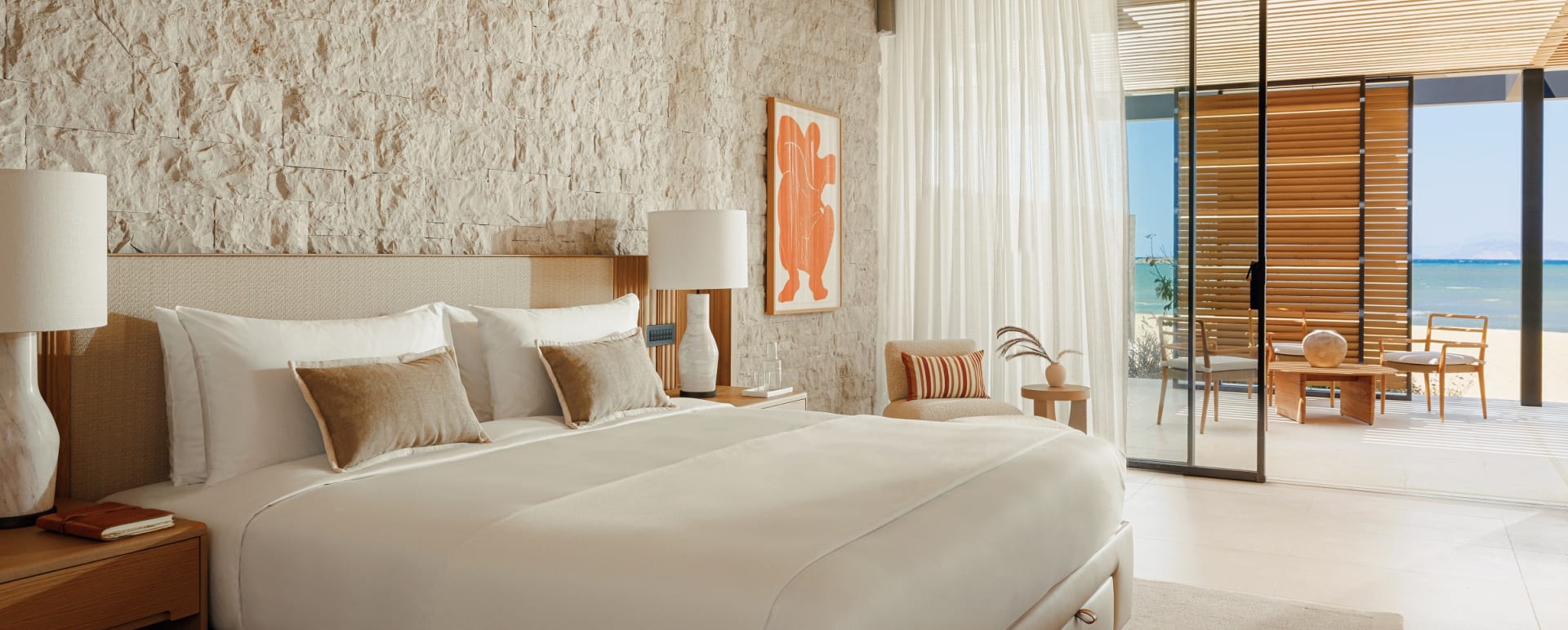 Seafront Primary bedroom 