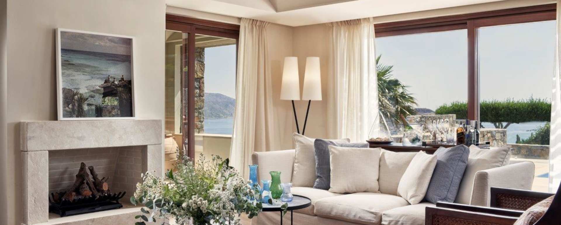 Royal Blue Villa Sallon 