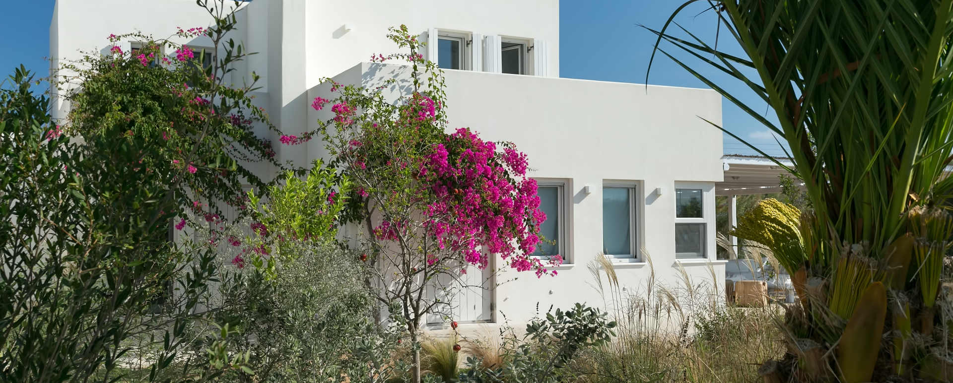 Villa exterior 