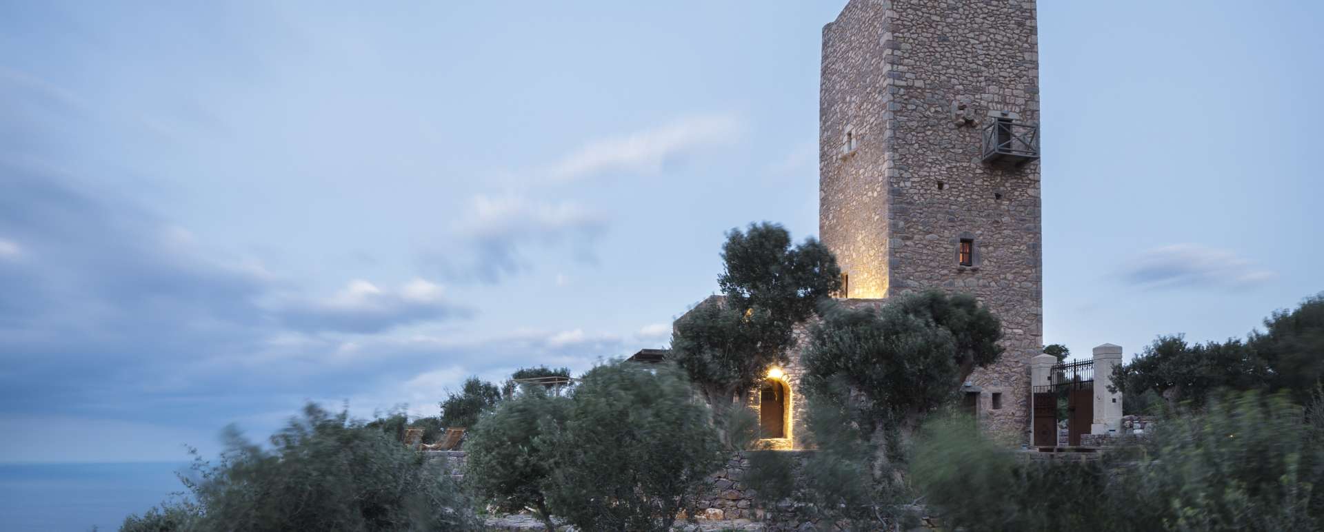 The tower - Tainaron Blue
