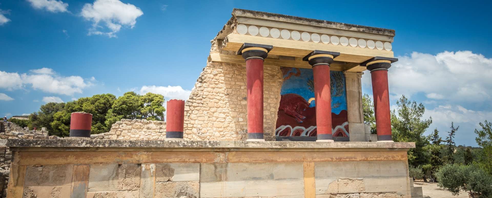 Visit Knossos and Heraklion