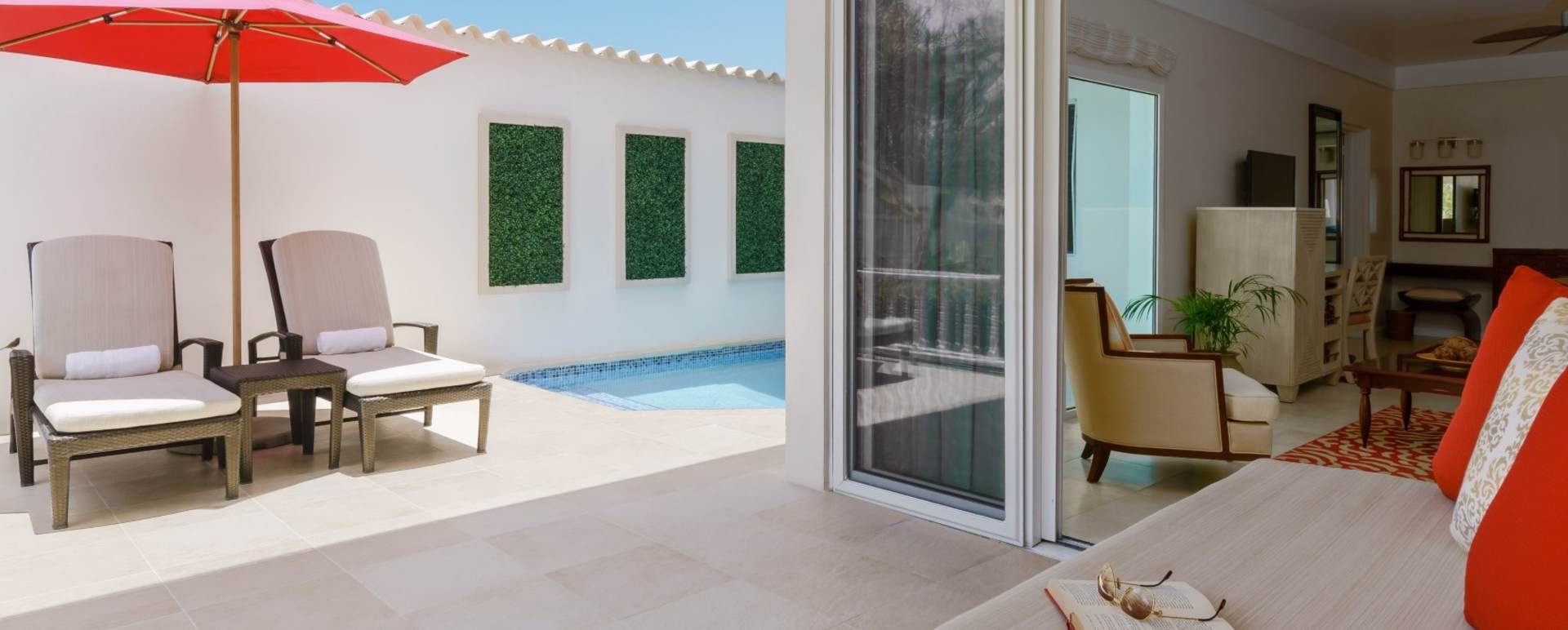 Atrium Pool Suites exterior 