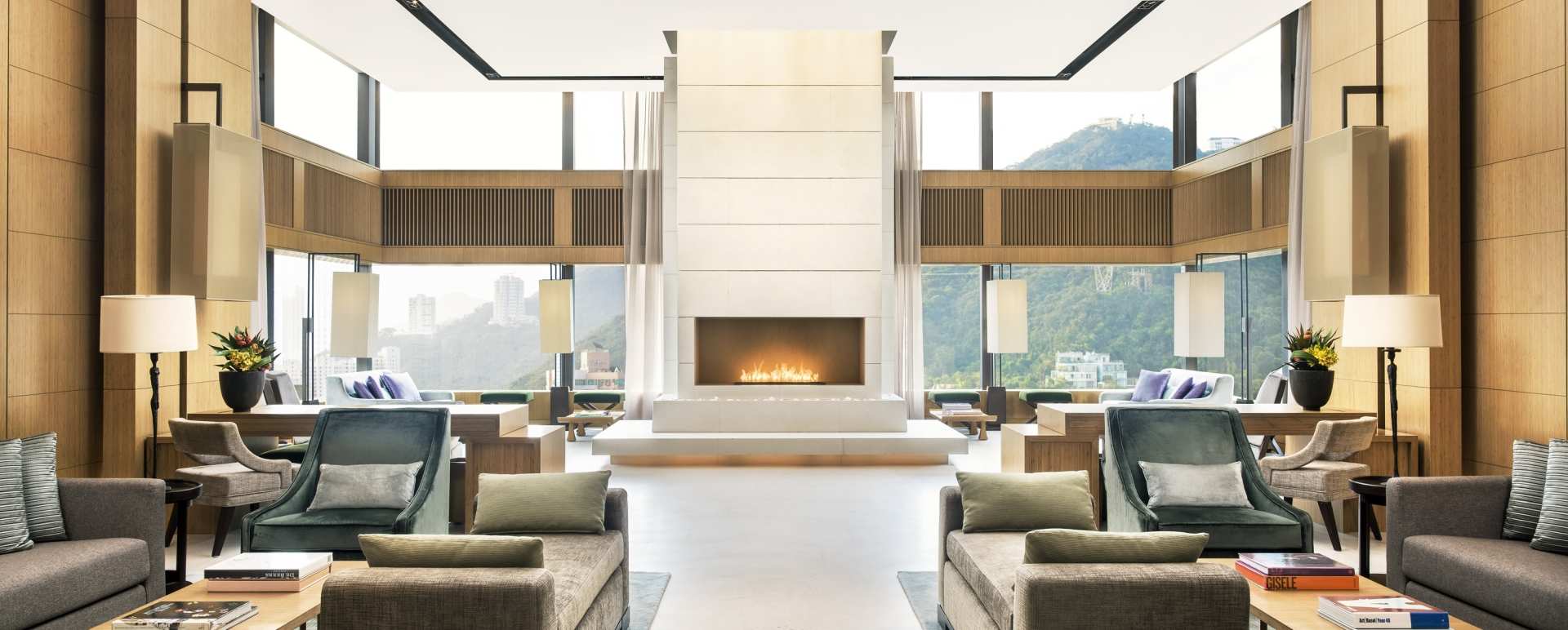Sky Lounge - The Upper House 