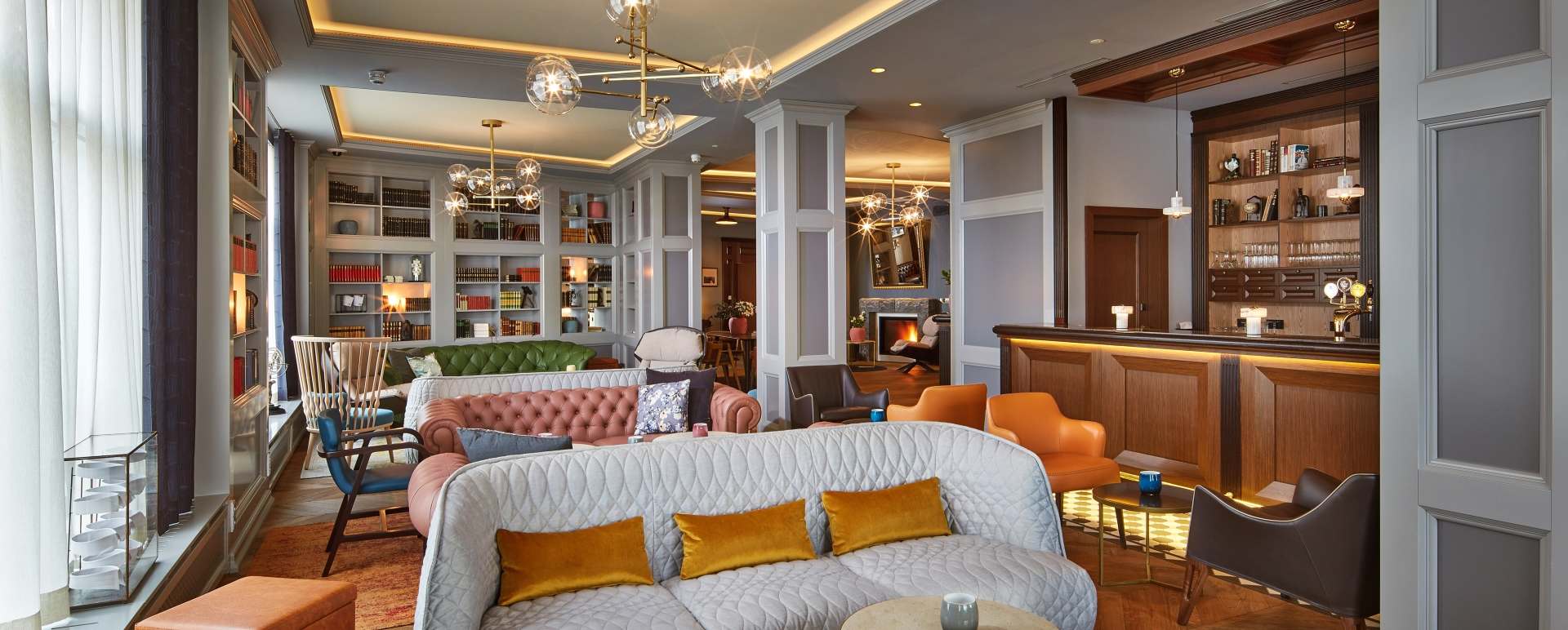 Lobby Bar