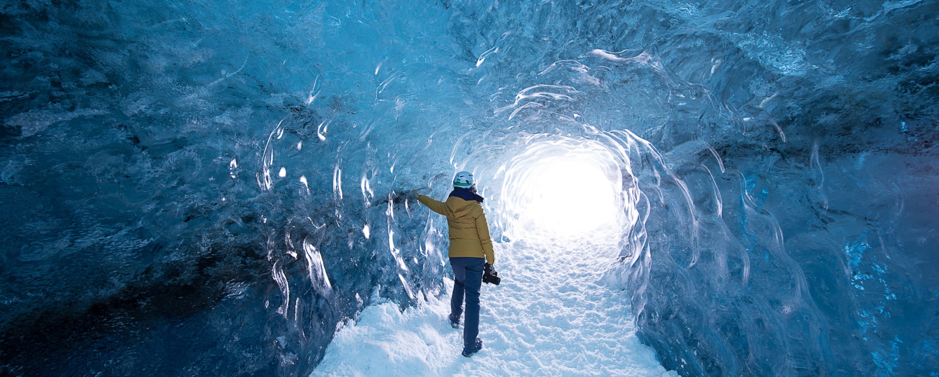 Falljokull Ice Cave Tour