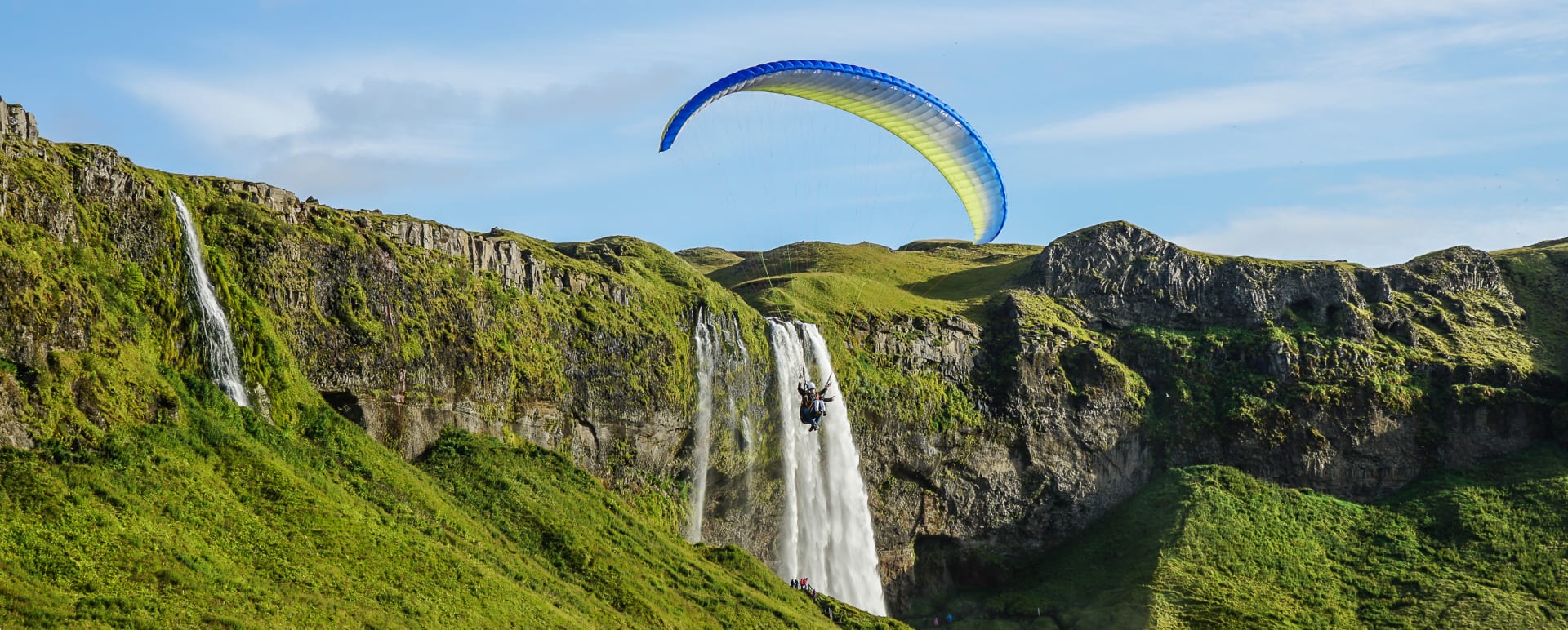 Paragliding in Vik