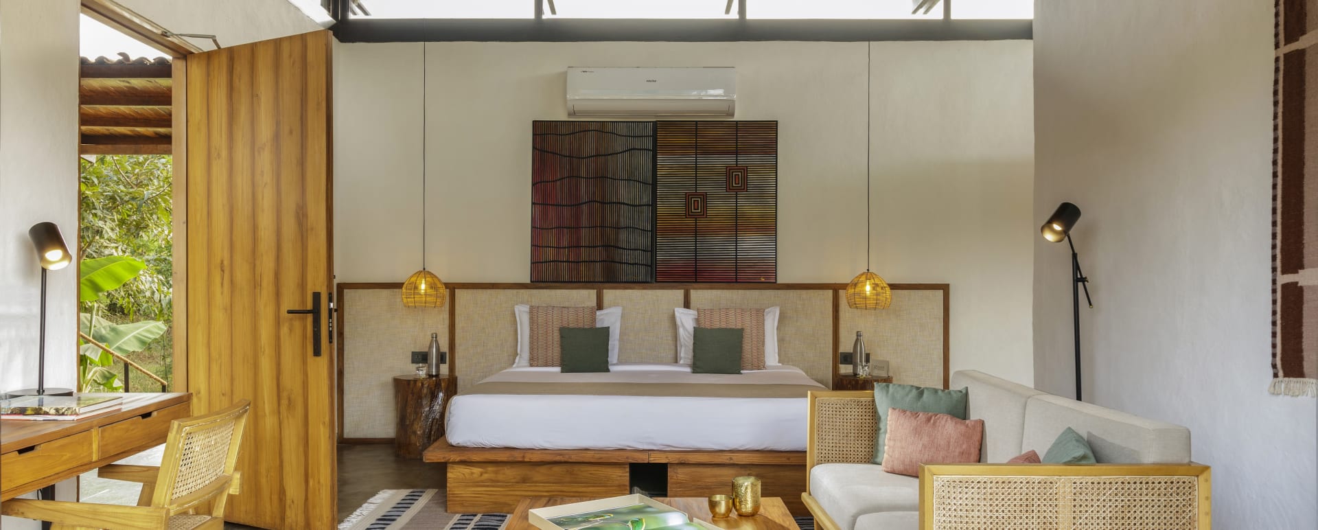 Bedroom Space - Bori Safari Lodge  