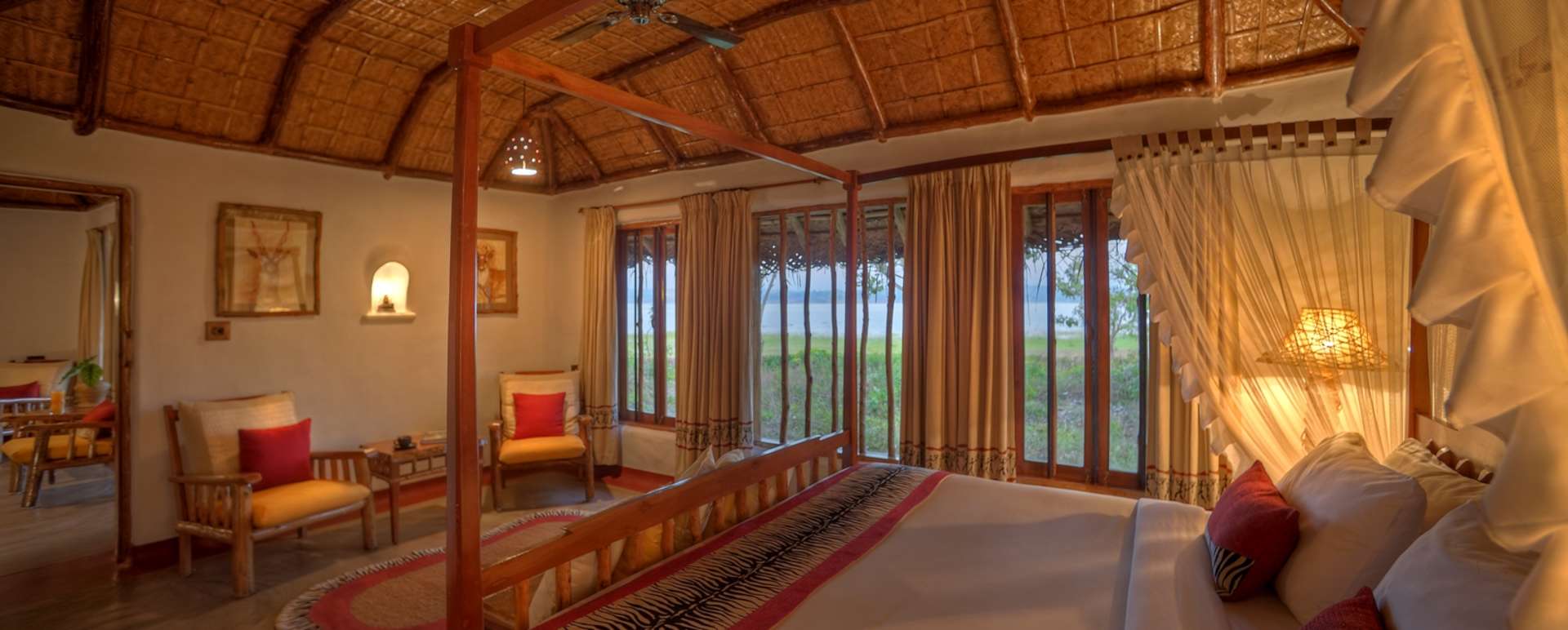 Pool Hut Bedroom - Evolve Back Kuruba Safari Lodge