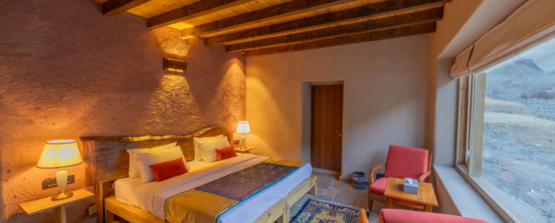 Room - Rumbak Lodge  