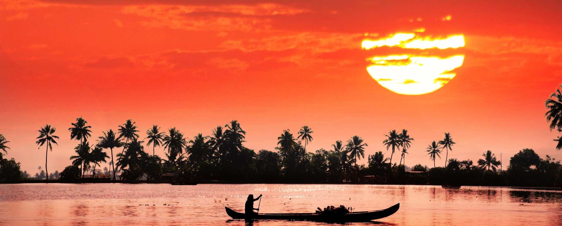 Beautiful Scenery - Houseboat