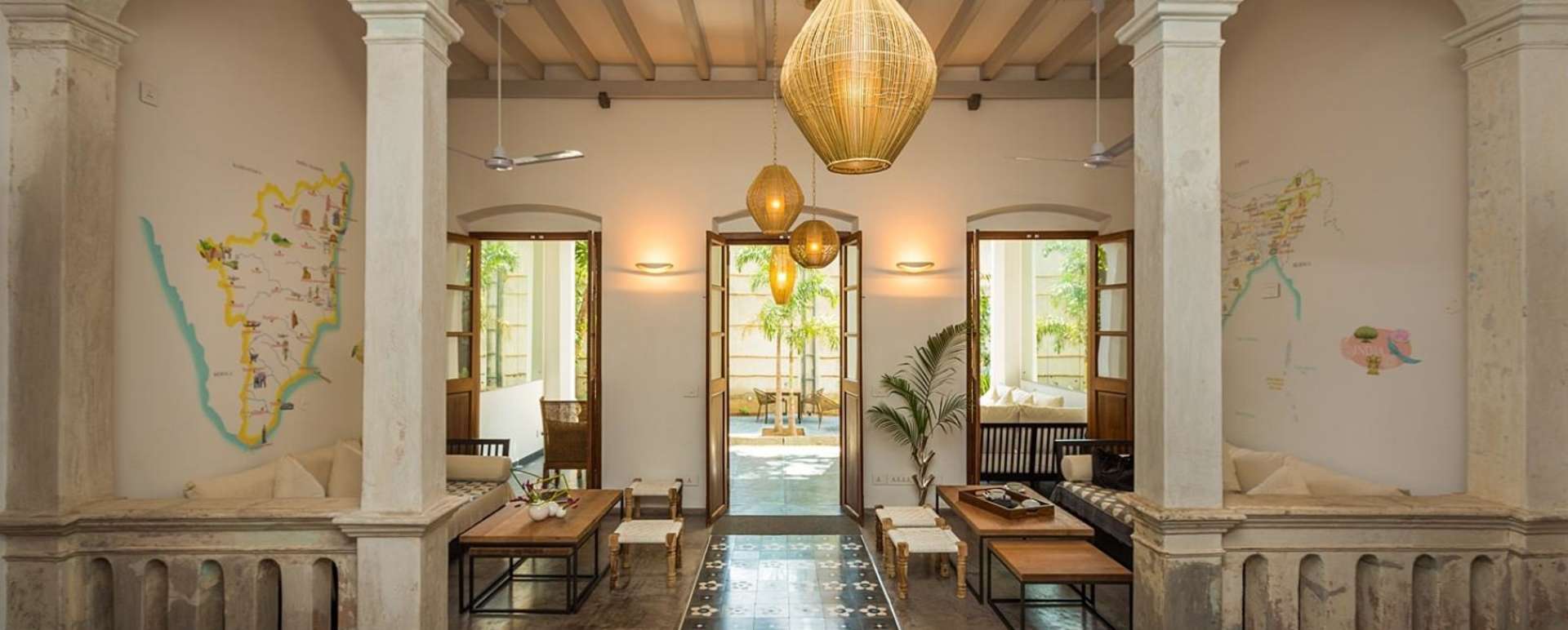 Entrance - La Villa