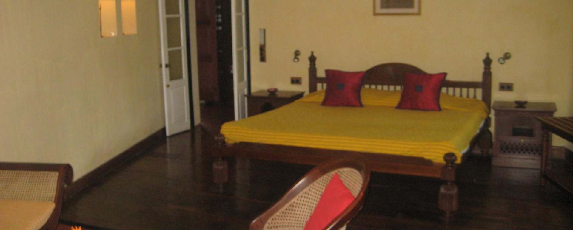 Bedroom - Old Harbour Hotel