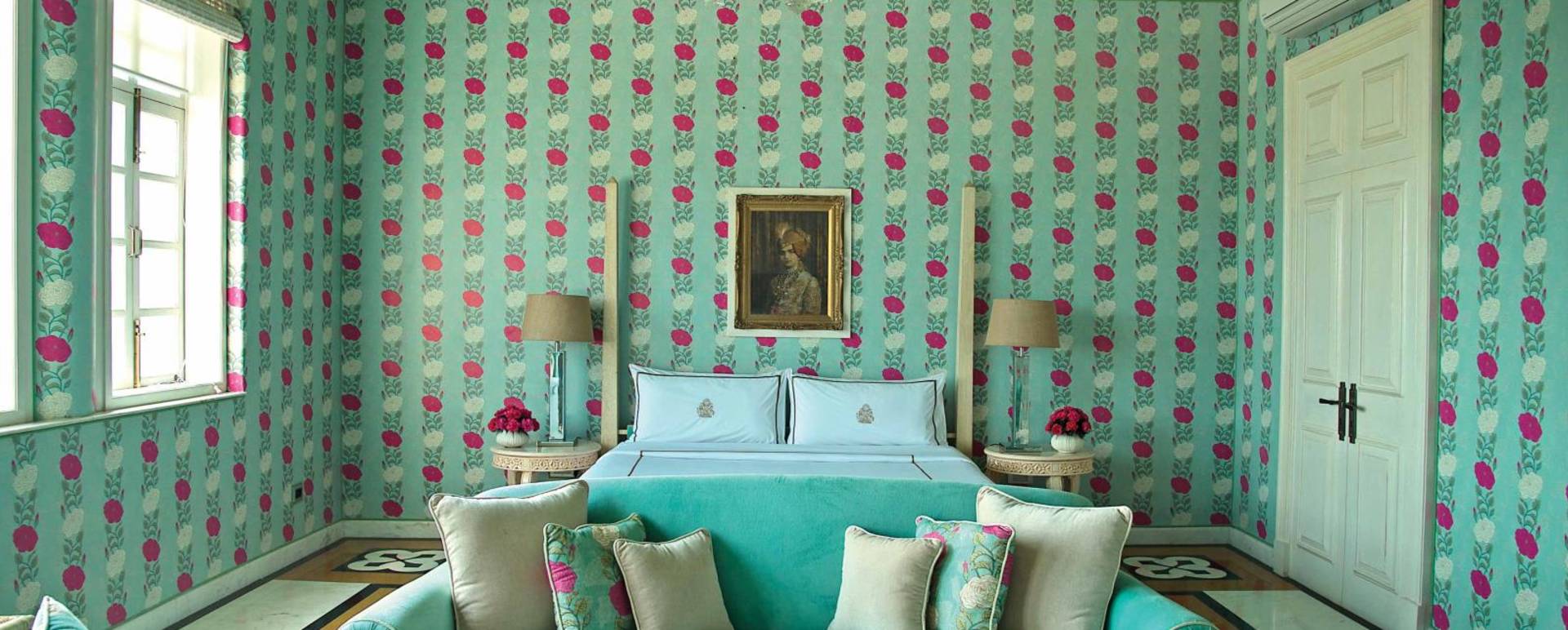 Palace room 