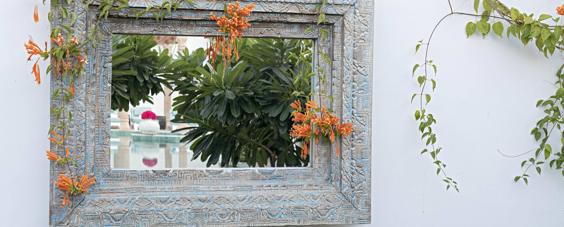 Mirror Details - Rohet House  