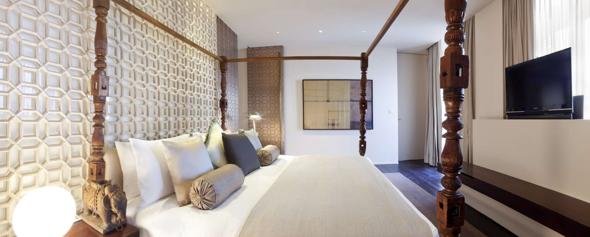 Elephanta Suite Bedroom - Taj Mahal Palace