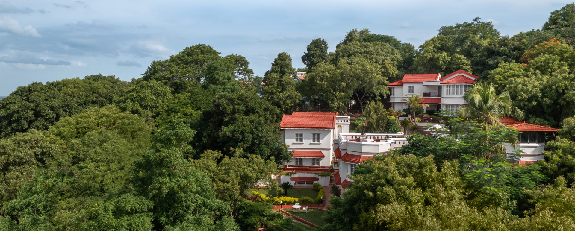 Aerial View - Gateway Hotel 