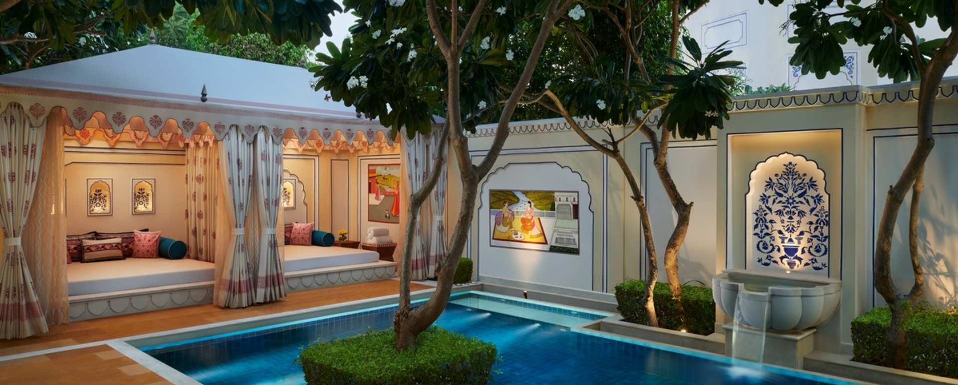 Pool Villa - The Leela Palace 