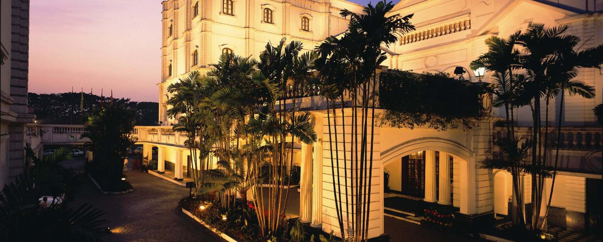 Exterior - The Oberoi Grand