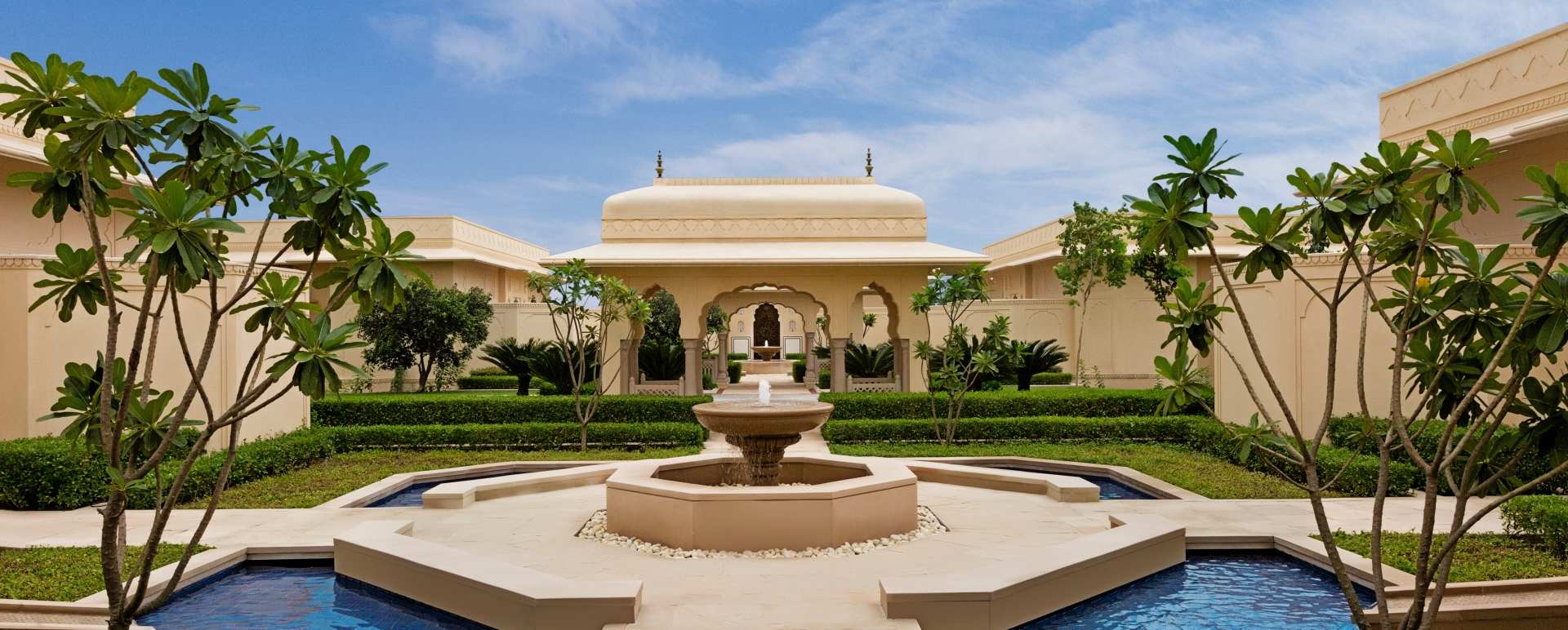 Gardens - The Oberoi Sukhvilas Resort & Spa