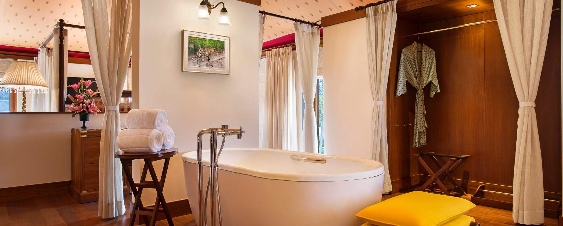 Royal Tent Bathroom - The Oberoi Sukhvilas Resort & Spa
