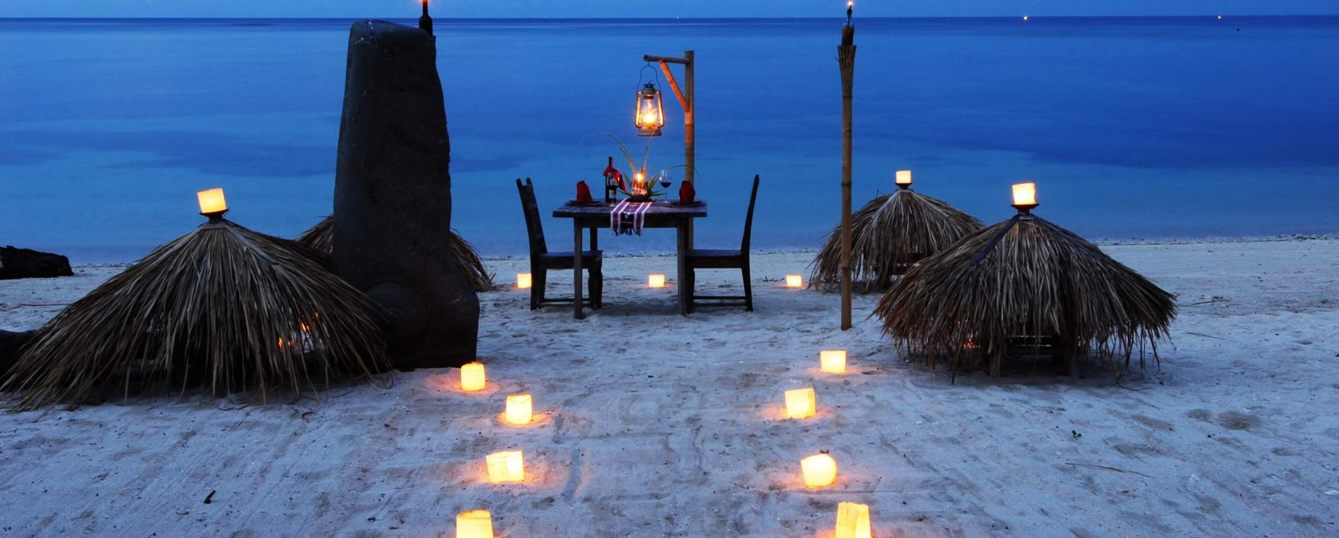 Beach Dining - Hotel Tugu Lombok