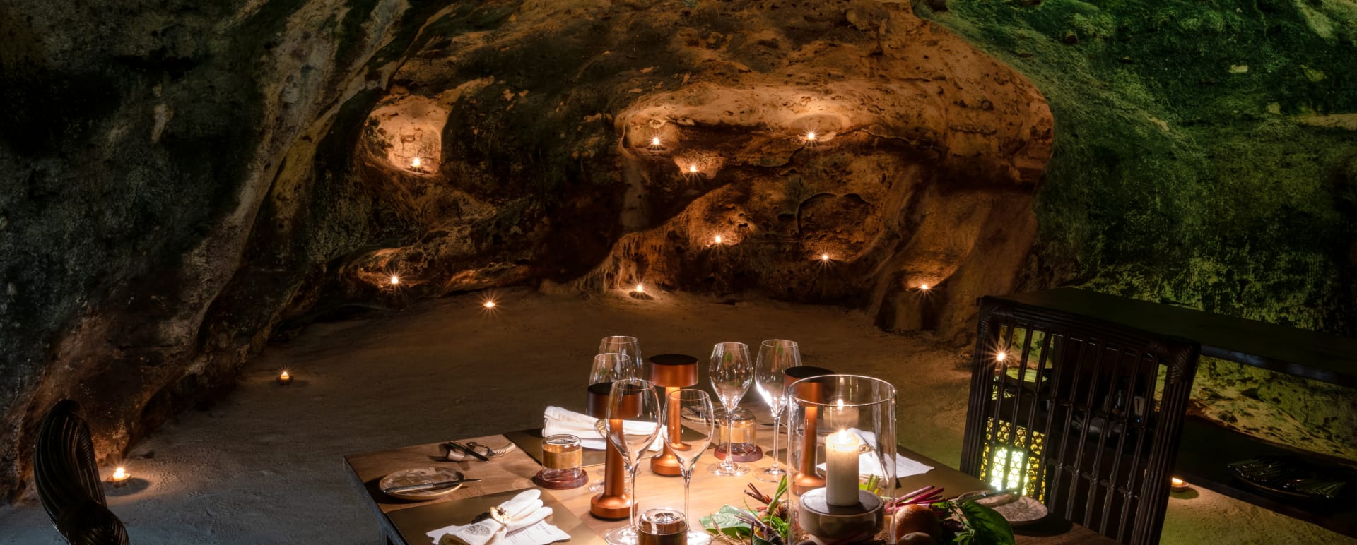The Secret Cave Dining  