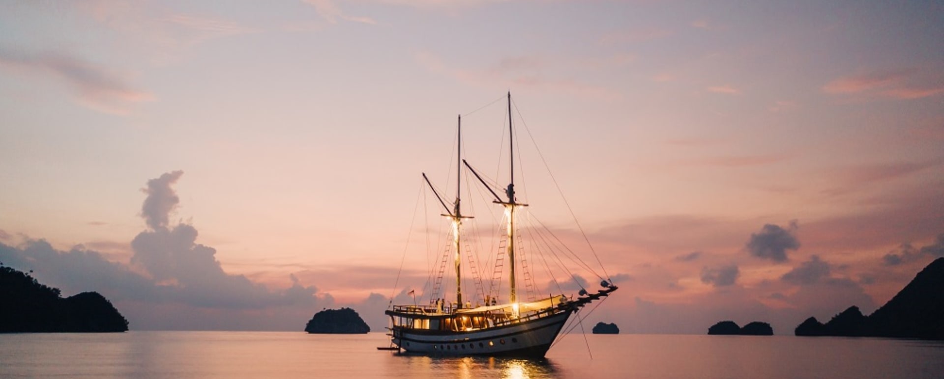 Senja at Night 
