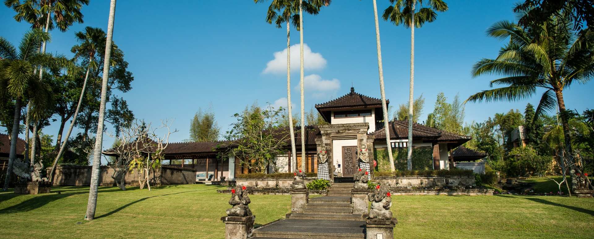 Villa Entrance 
