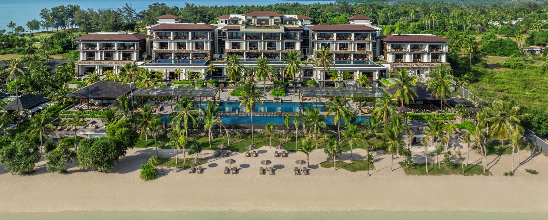 Sira Lombok Beachfront External View 
