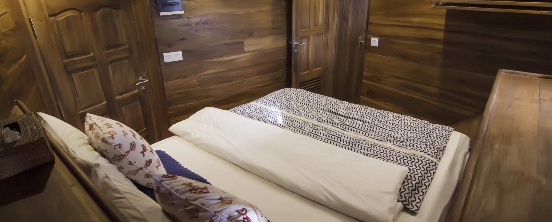 Double Bed