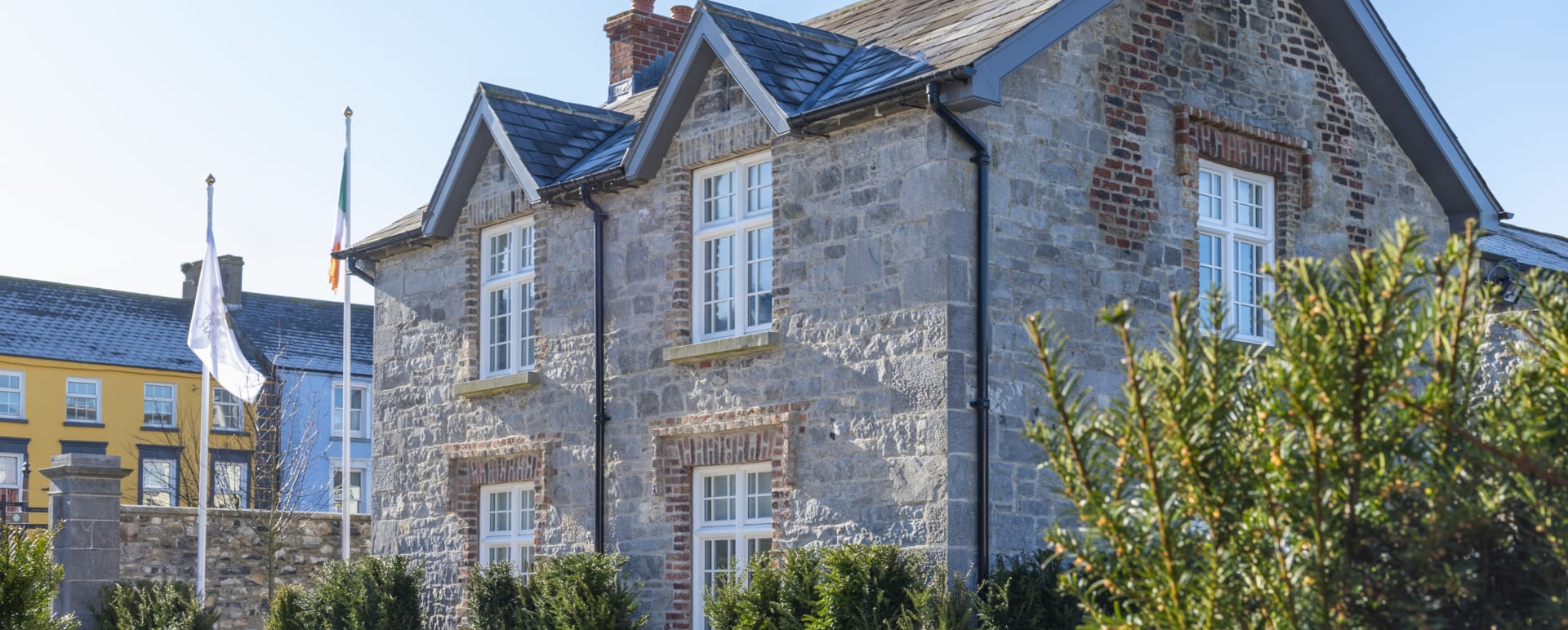 School House Superior 