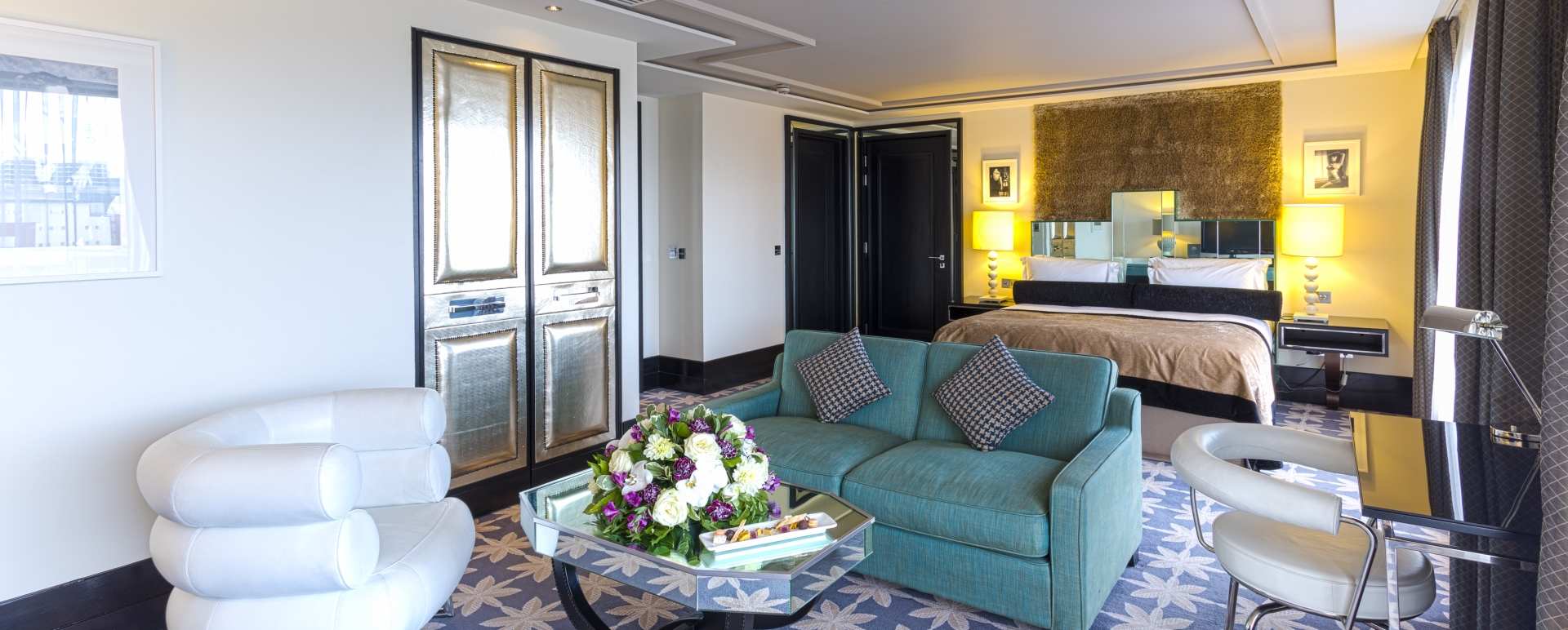 Art Deco Room 