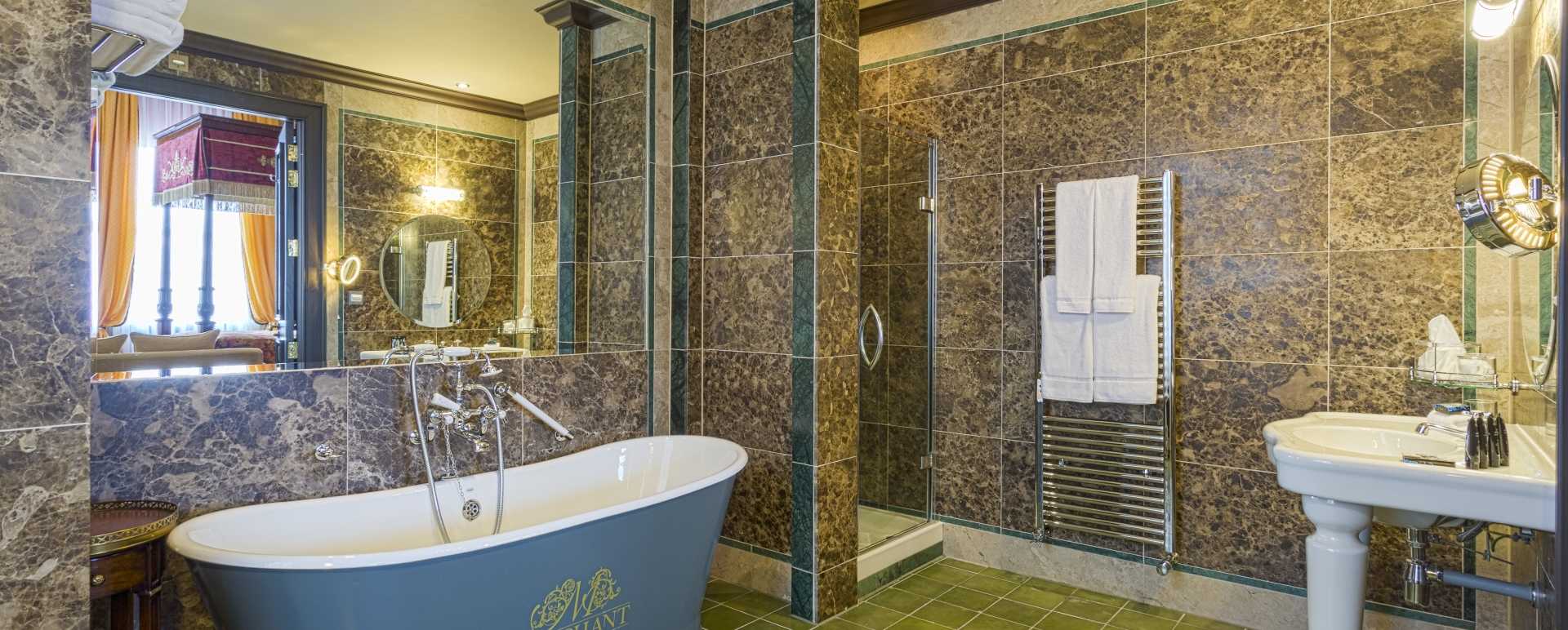 Victorian Bathroom 