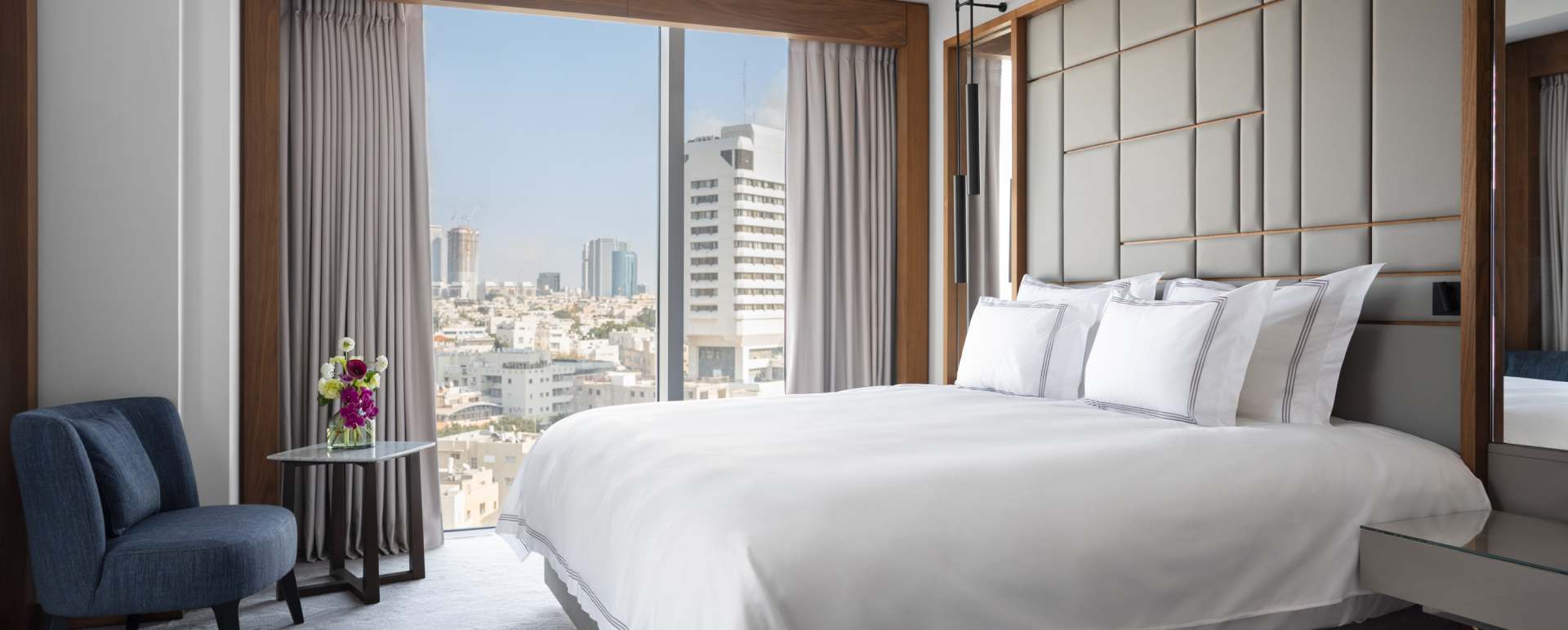 Grand Deluxe Room 
