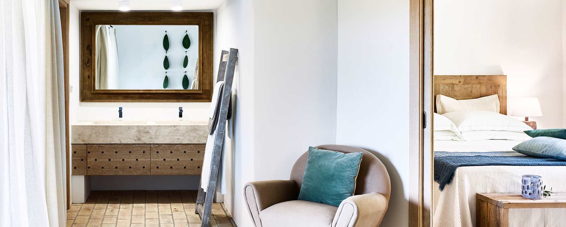 bedroom2 