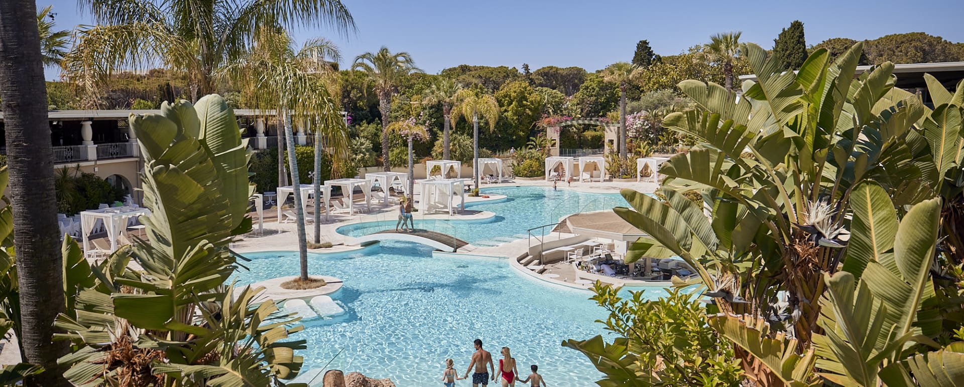 oasis pool 