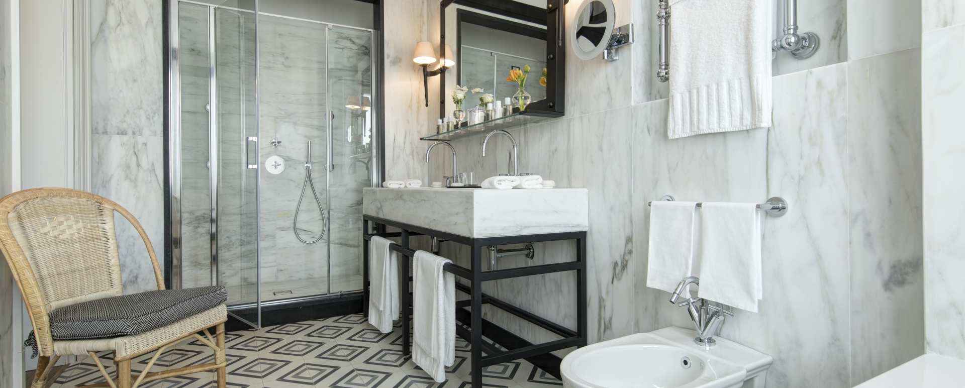 Roma Suite Bathroom 