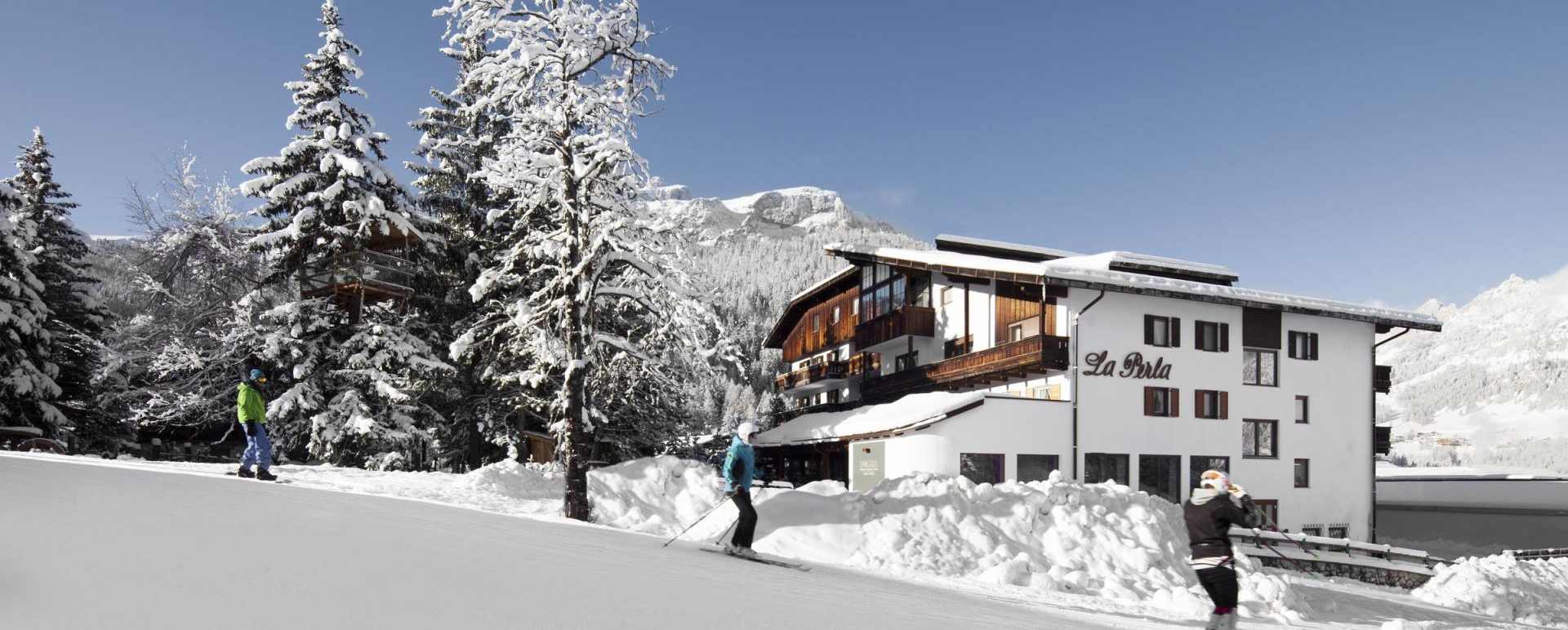 Exterior - Hotel La Perla
