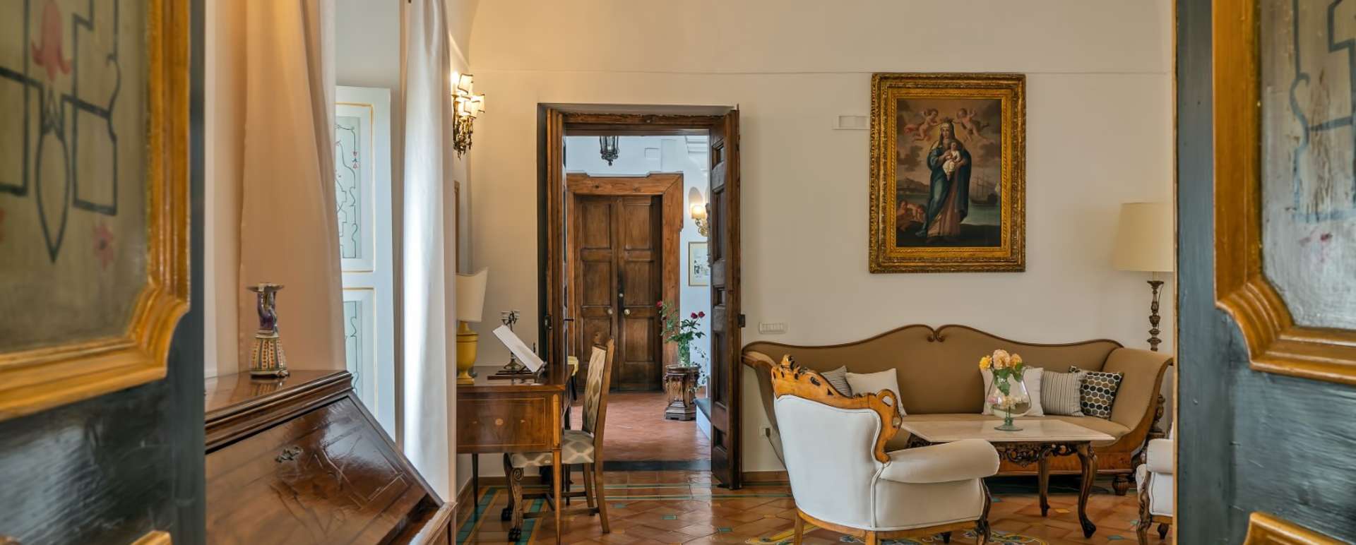 Hotel Palazzo Murat - Reception Area 
