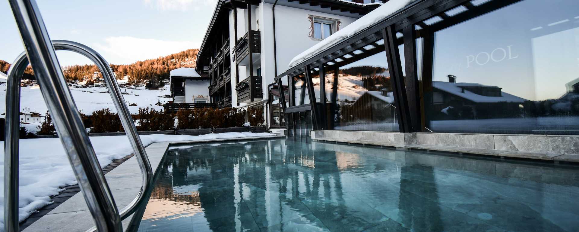 Outdoor Pool - Hotel Tyrol - Winter 