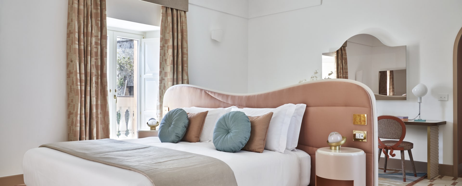 coral suite 
